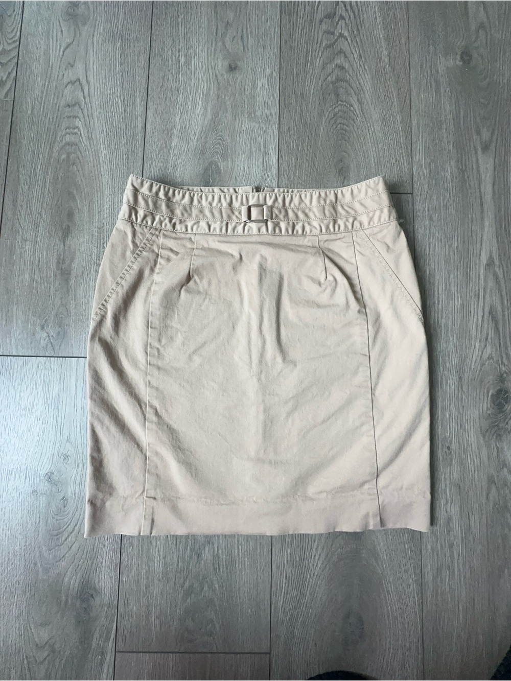 y2k office siren beige pencil skirt with buckle